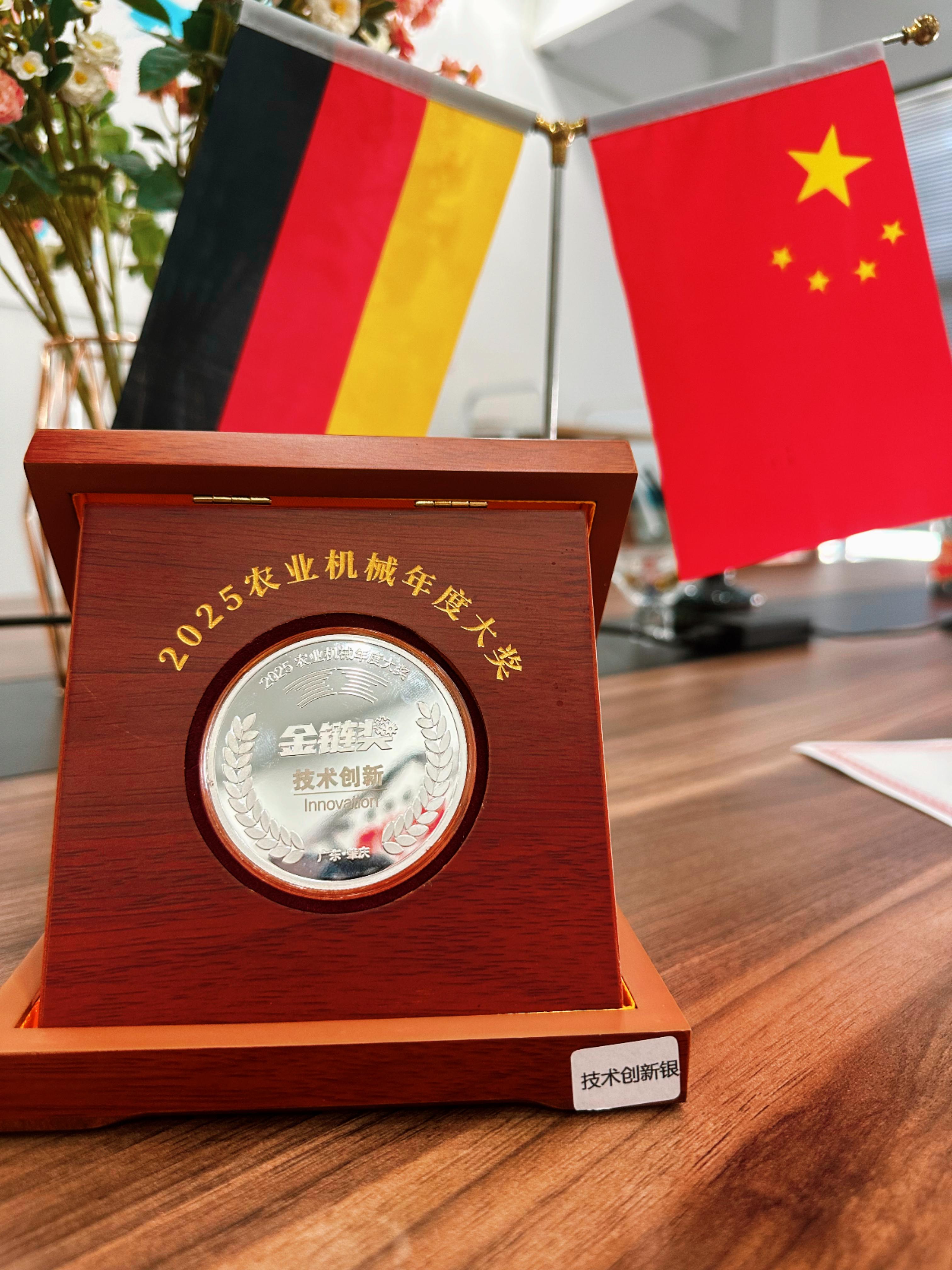 38a977f9300b37cc070b5647c0d5fd5