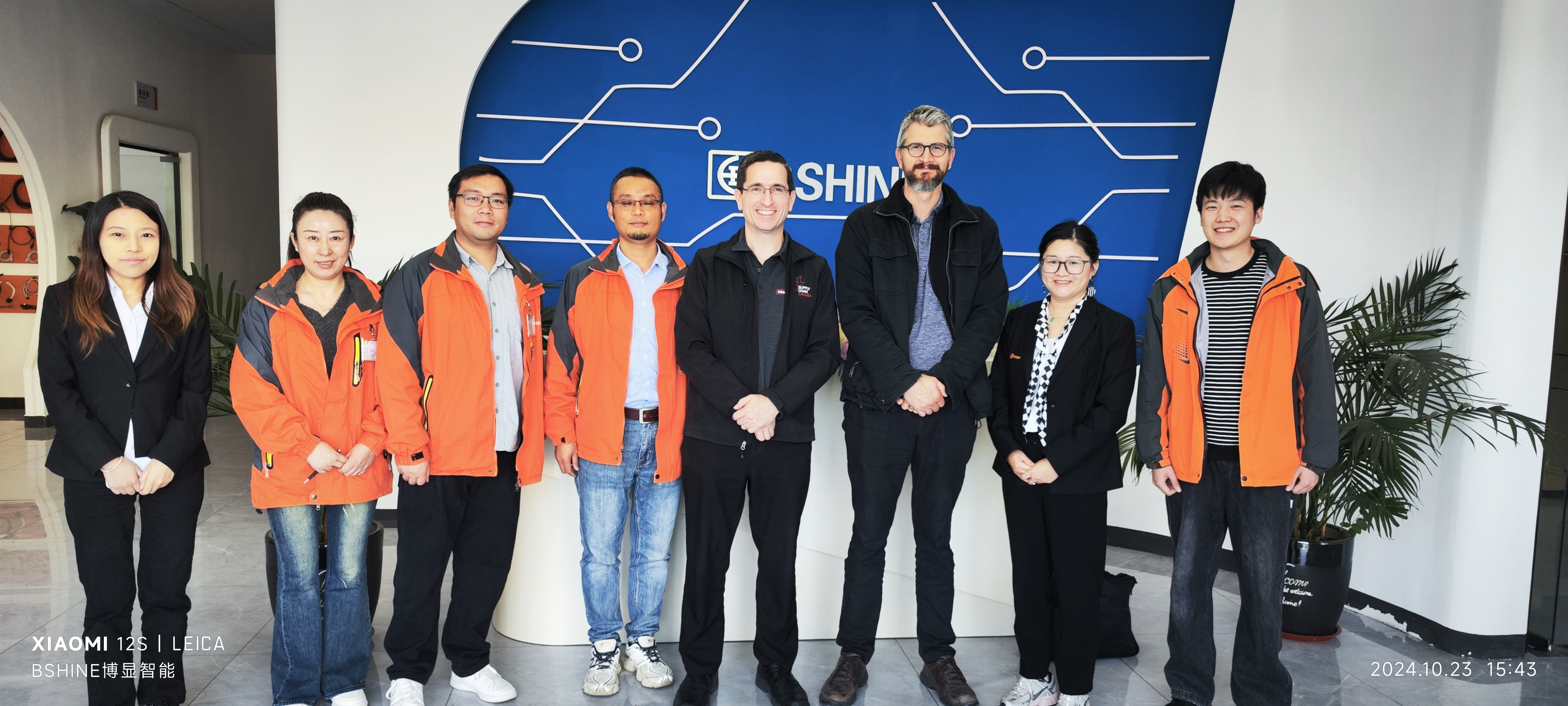 Canadian Client Visits Anhui Bshine Factory to Discuss Product Design R&D and Feasibility Studies